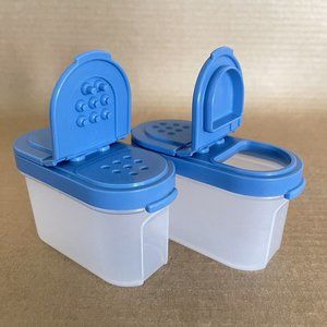 NEW Tupperware Modular Mates Spice Shakers (Set of 2) Small, Blue Seal